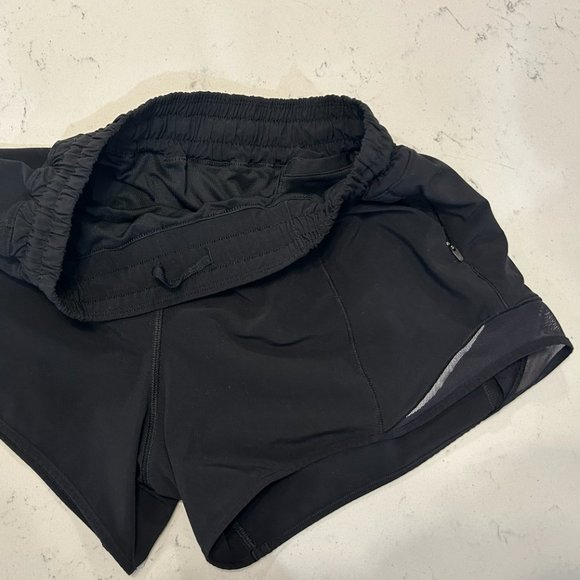 lululemon Hotty Hot Low-Rise Lined Short 4" - Picture 6 of 6